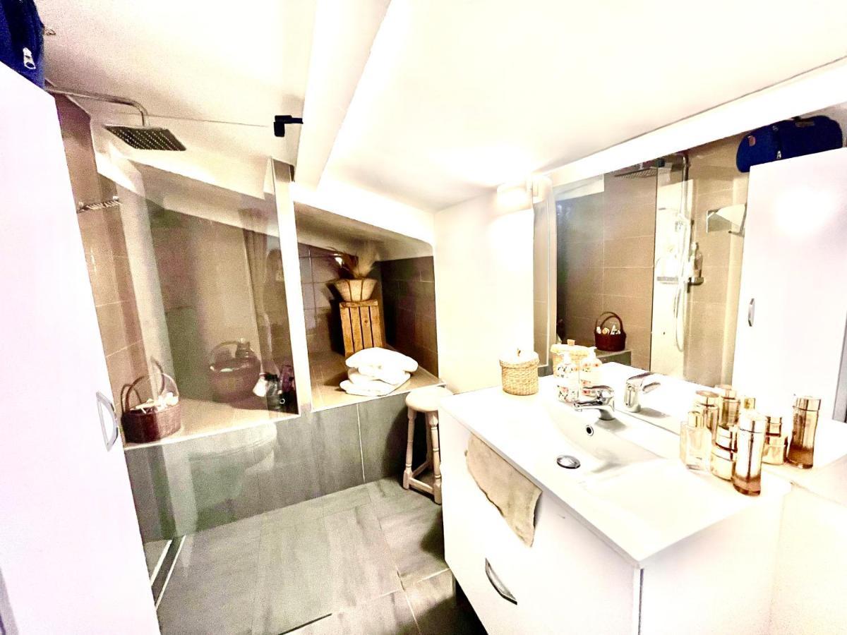 Loft Atypique Au Milieu Des Champs Apartment Tourrettes Exterior foto